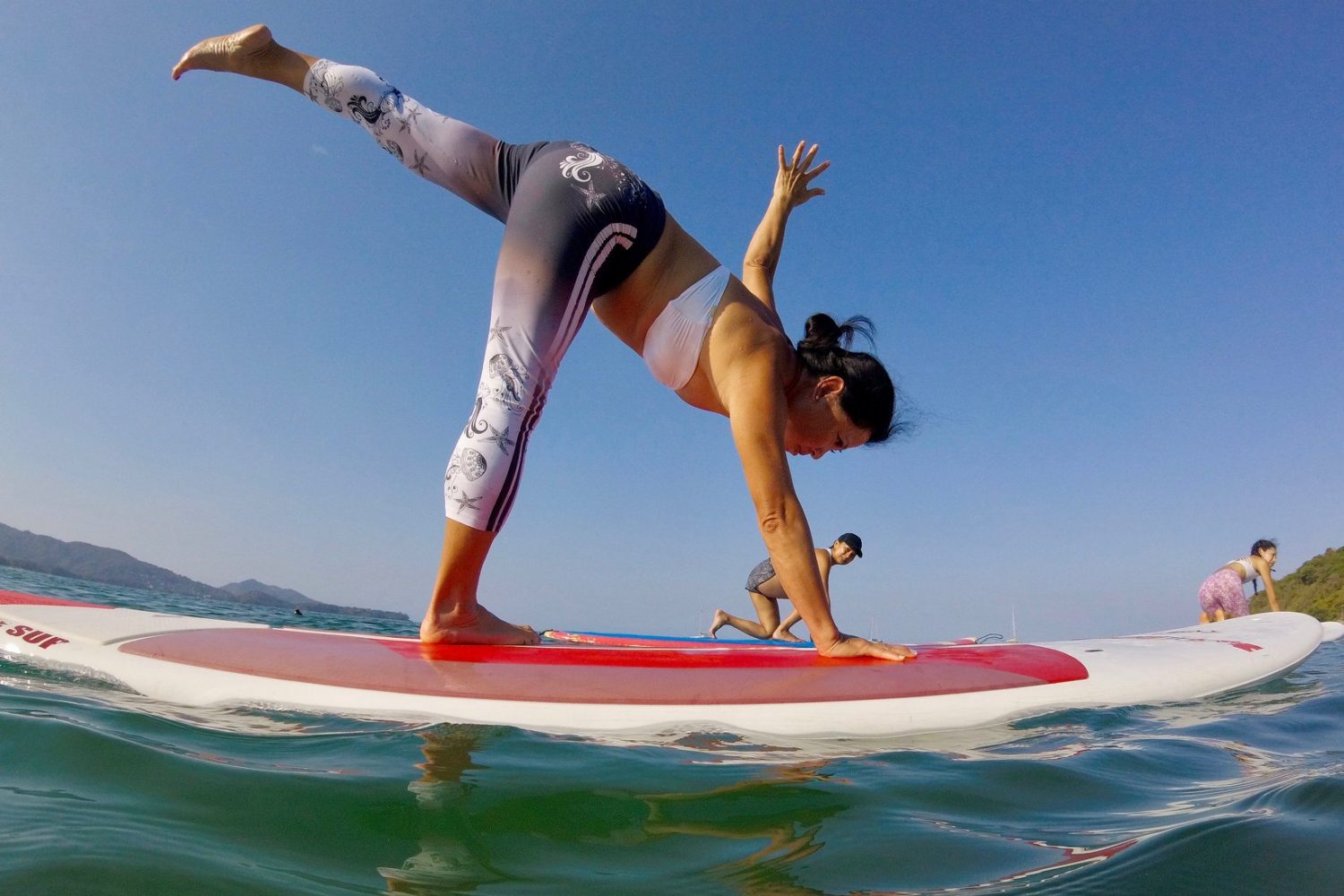 SUP Yoga Class in phuket by Talay surf and sup school